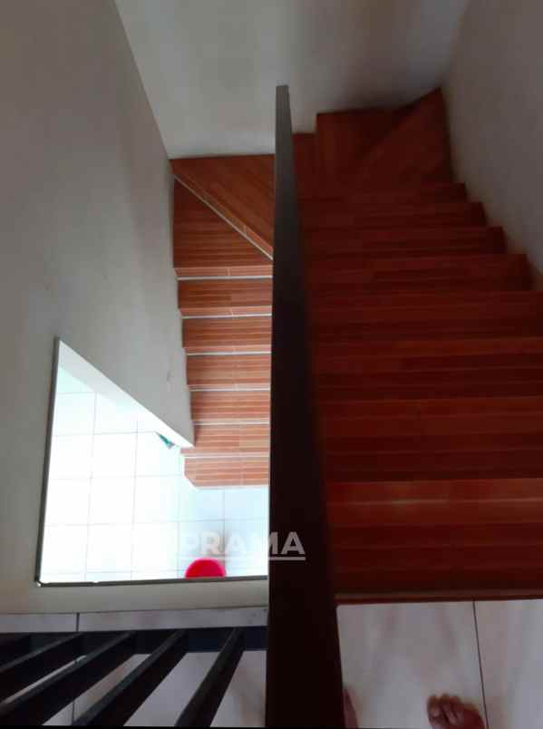 dijual rumah jatipadang