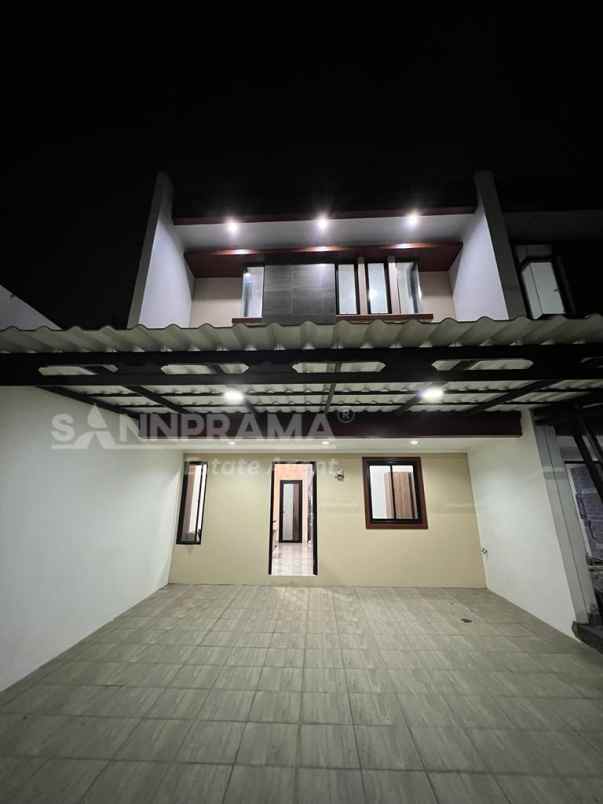 dijual rumah jatiwaringin