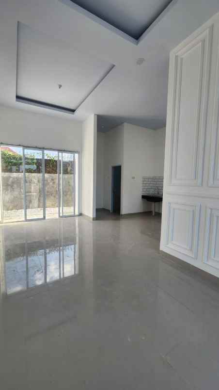 dijual rumah jl bakti