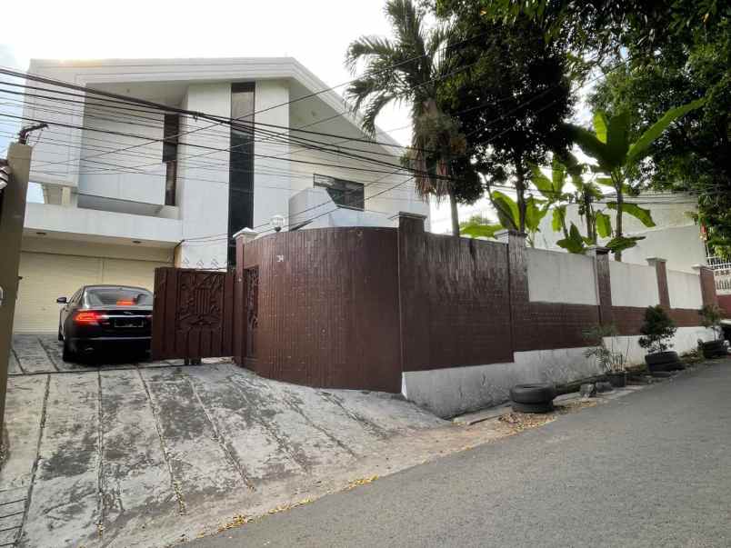 dijual rumah jl bangka