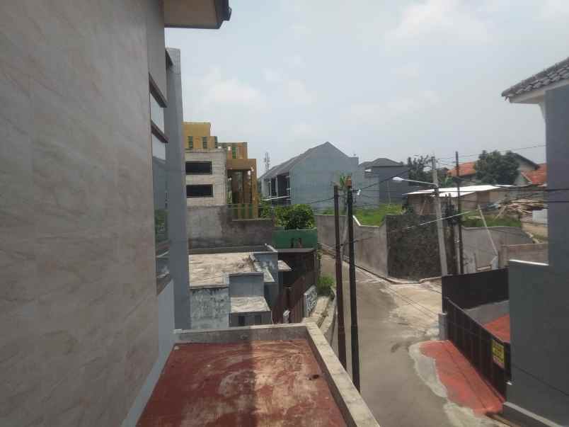 dijual rumah jl budhi luhur