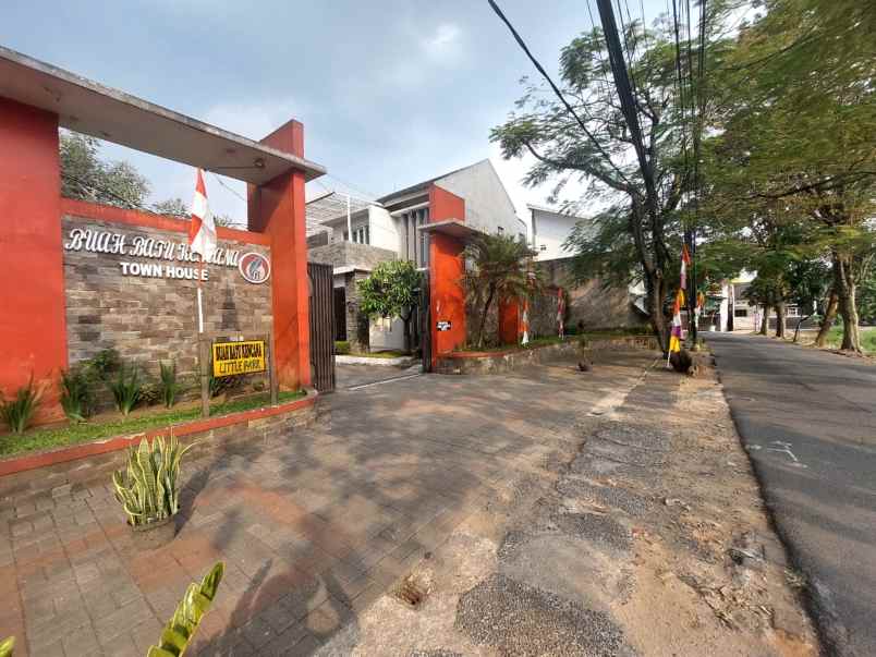 dijual rumah jl cijaura girang buahbatu