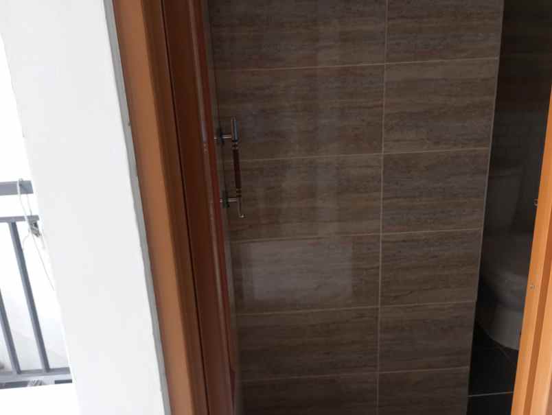 dijual rumah jl cilangkap cipayung