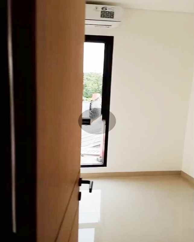 dijual rumah jl dedet no 18 rt 04 rw 02