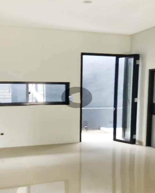 dijual rumah jl dedet no 18 rt 04 rw 02