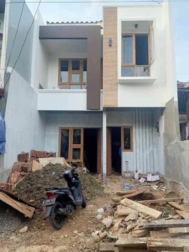 dijual rumah jl gading raya pondok