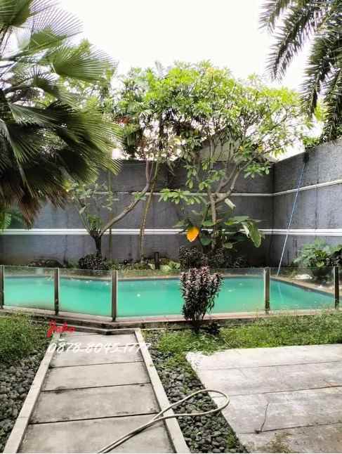 dijual rumah jl gaharu