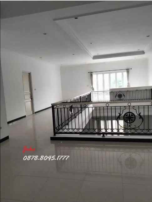 dijual rumah jl gaharu