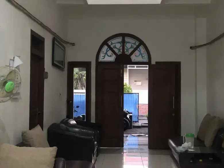 dijual rumah jl hamsyah fansyuri surabaya