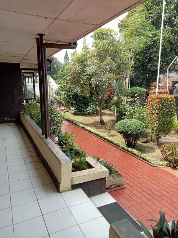 dijual rumah jl ir juanda dago bandung