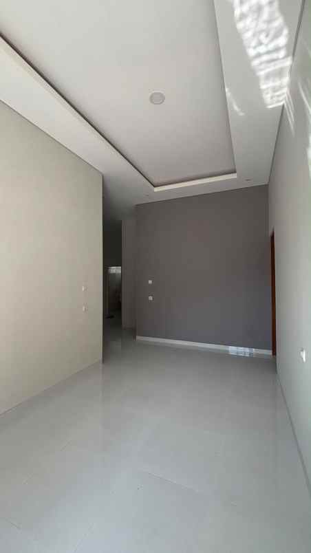 dijual rumah jl jupiter margahayu raya