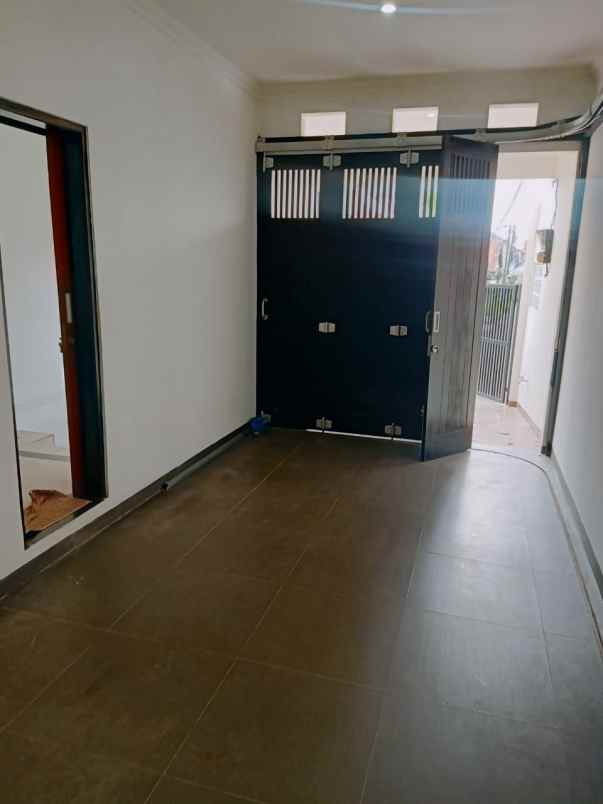 dijual rumah jl kalibata jakarta selatan