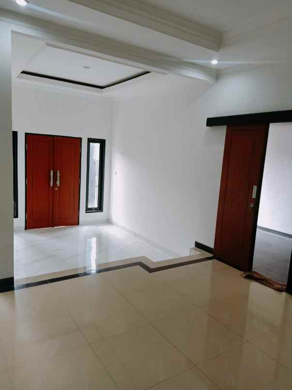 dijual rumah jl kalibata jakarta selatan