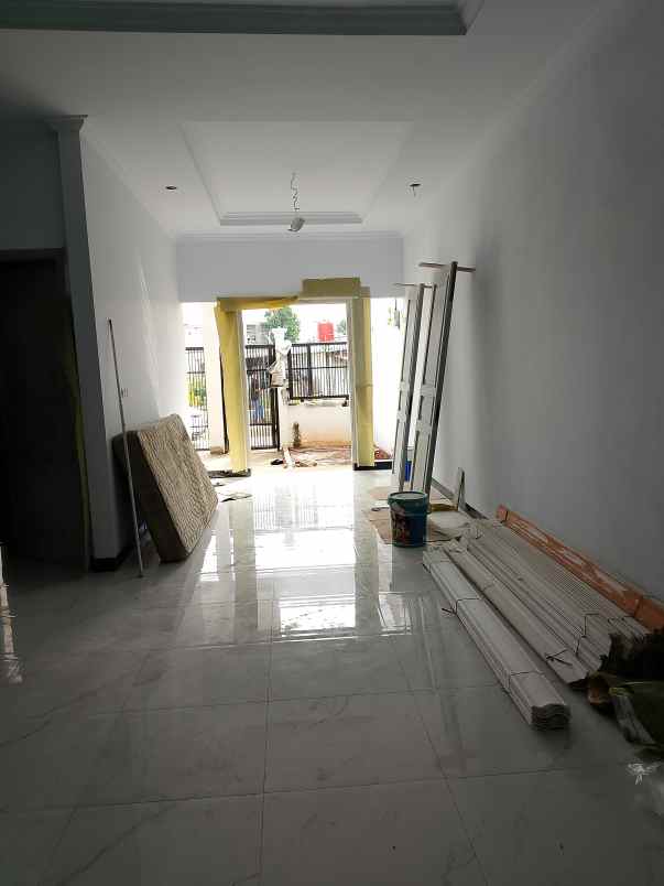 dijual rumah jl kav dki pondok kelapa