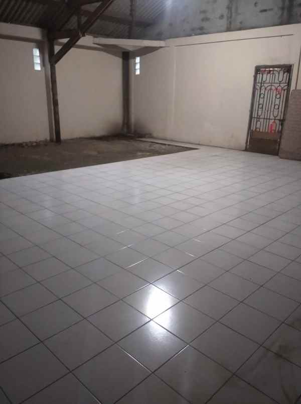 dijual rumah jl kayu gede 1