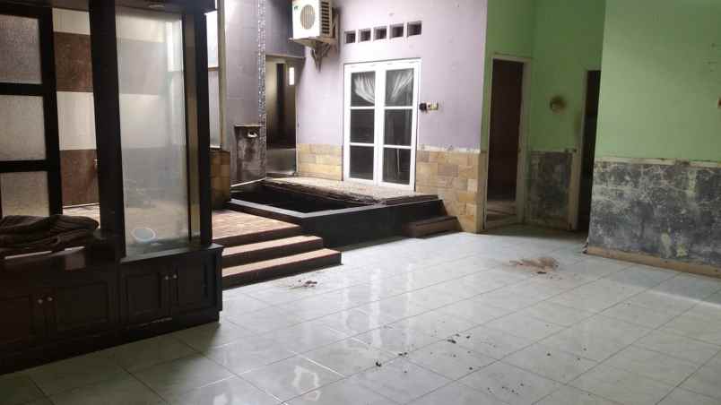 dijual rumah jl kayu gede 1