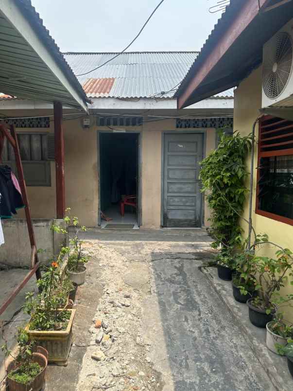 dijual rumah jl m yamin