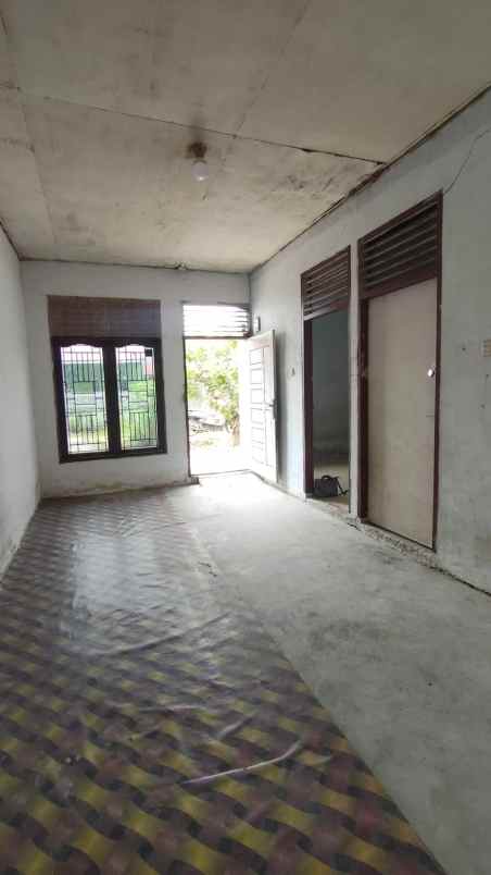 dijual rumah jl manunggal