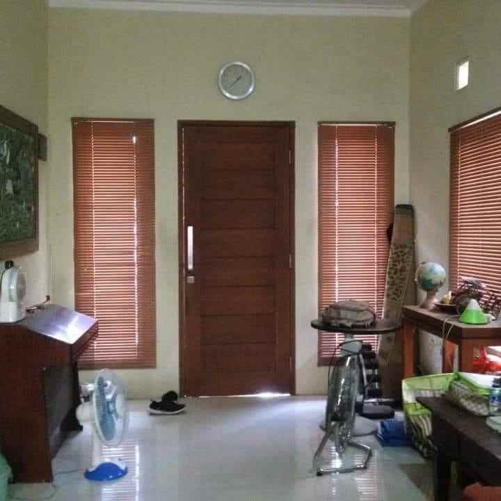 dijual rumah jl menteng raya pamulang barat