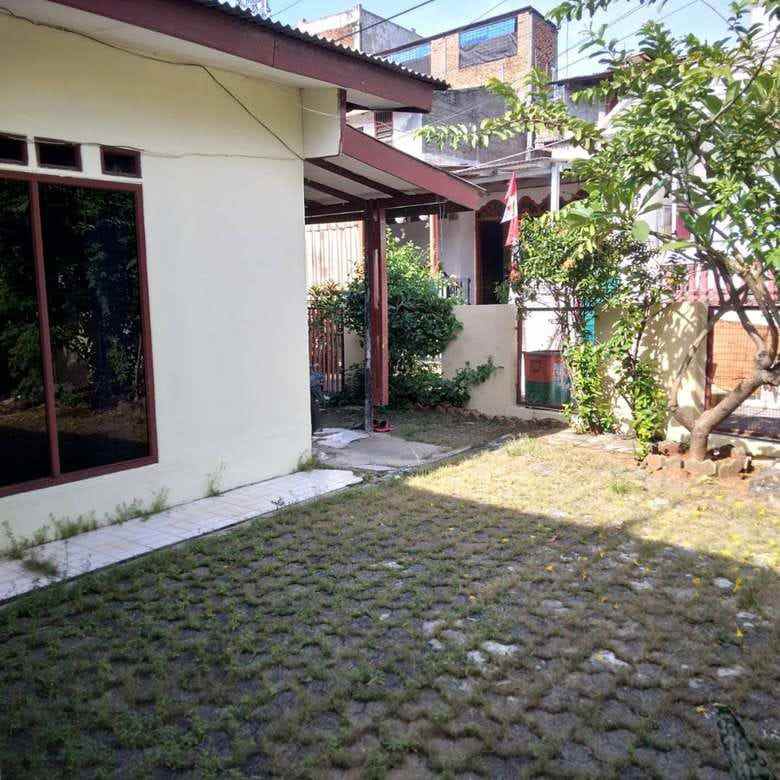 dijual rumah jl perumnas klender duren