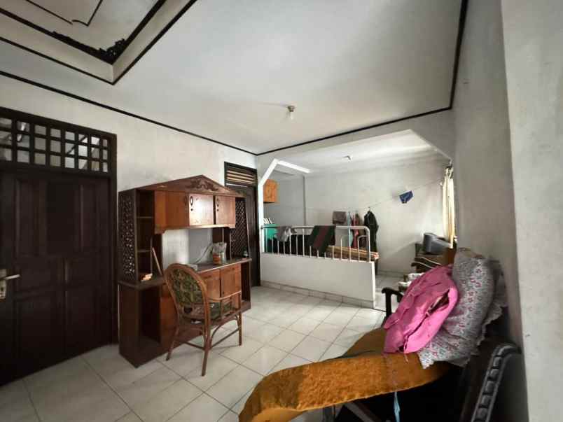 dijual rumah jl rawasari cempaka putih