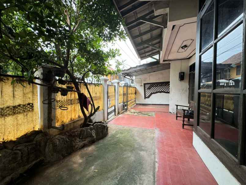 dijual rumah jl rawasari cempaka putih