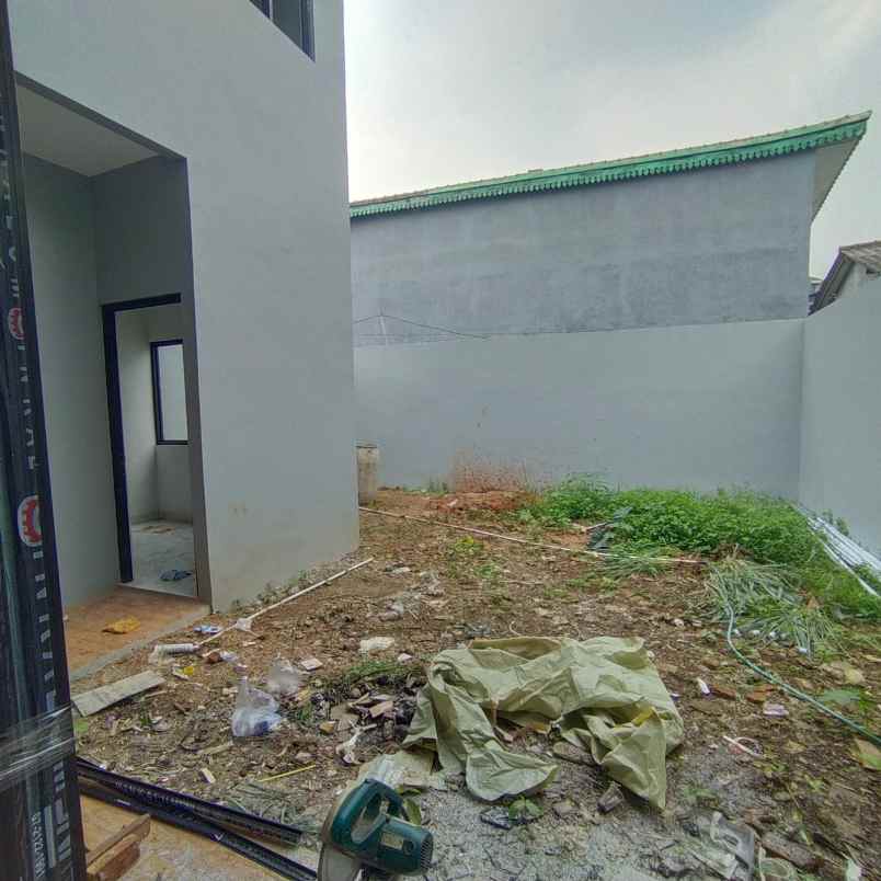 dijual rumah jl raya abiasa pamulang