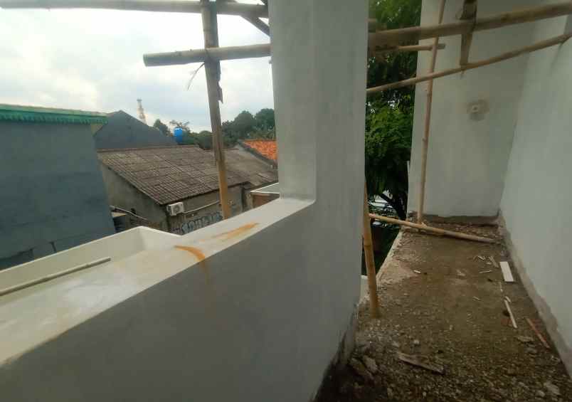 dijual rumah jl raya abiasa pamulang