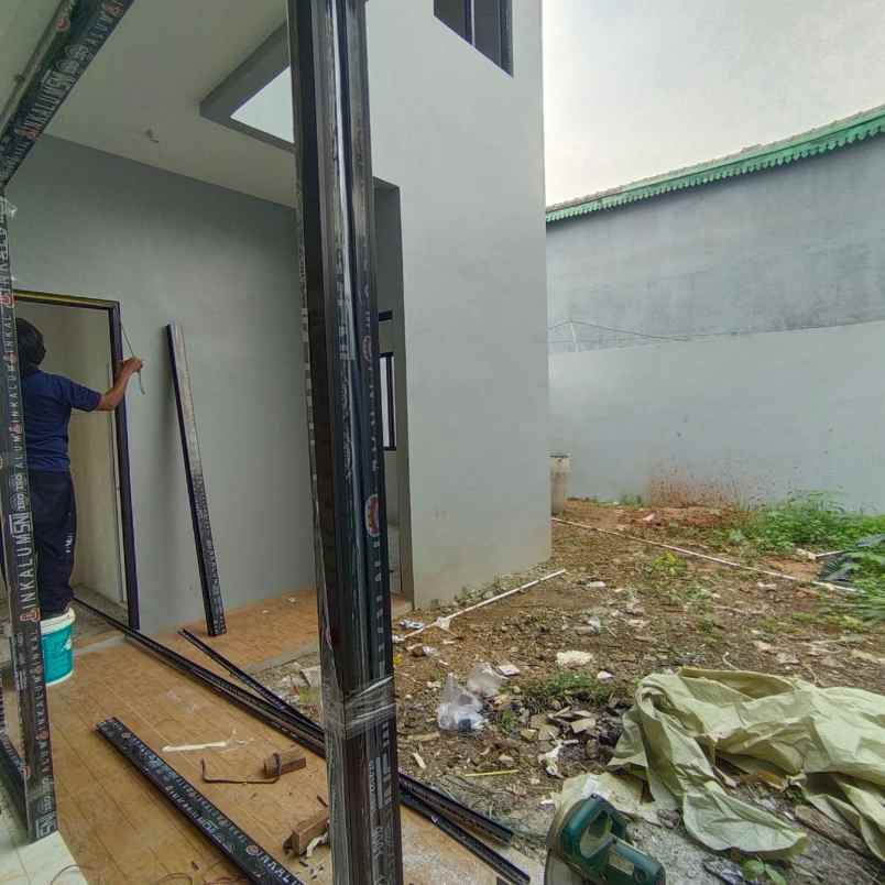 dijual rumah jl raya abiasa pamulang
