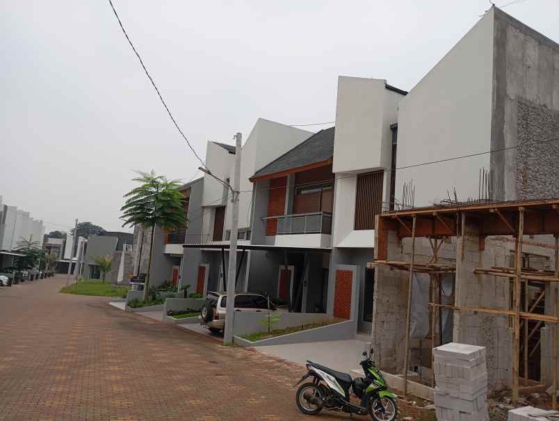 dijual rumah jl raya curug kosambi