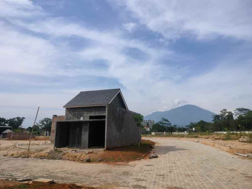 dijual rumah jl raya palka sindangheula