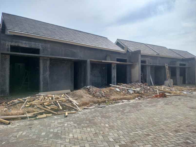 dijual rumah jl raya palka sindangheula