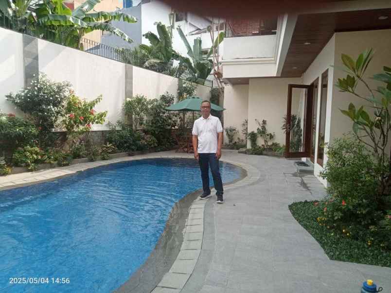 dijual rumah jl siaga raya pejaten raya