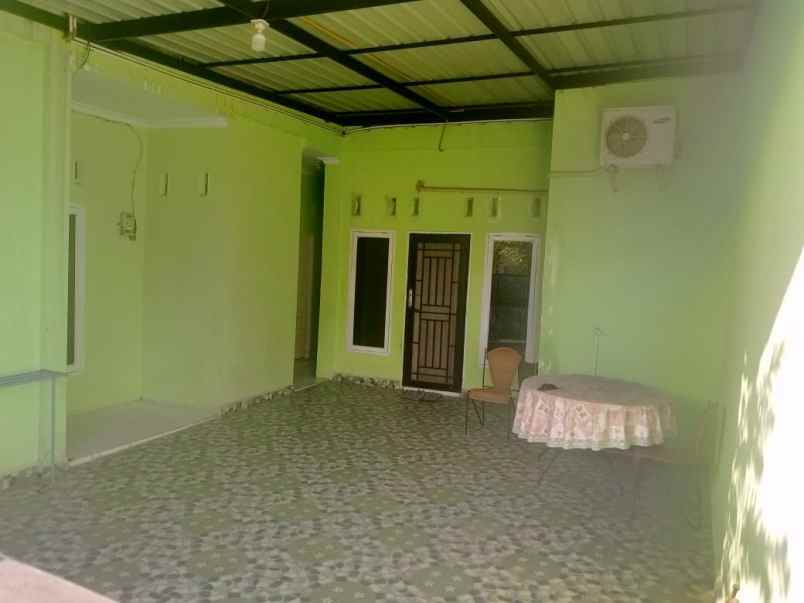 dijual rumah jl suka karya