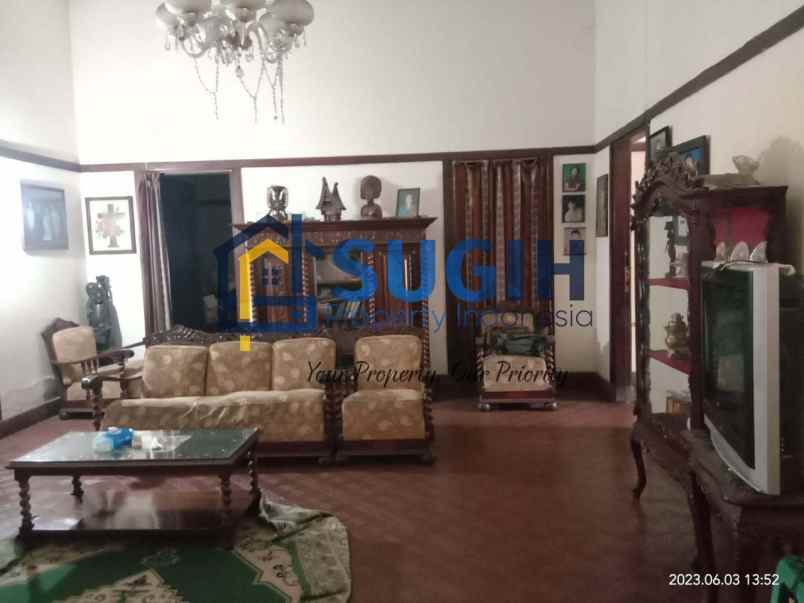 dijual rumah jl sulanjana tamansari