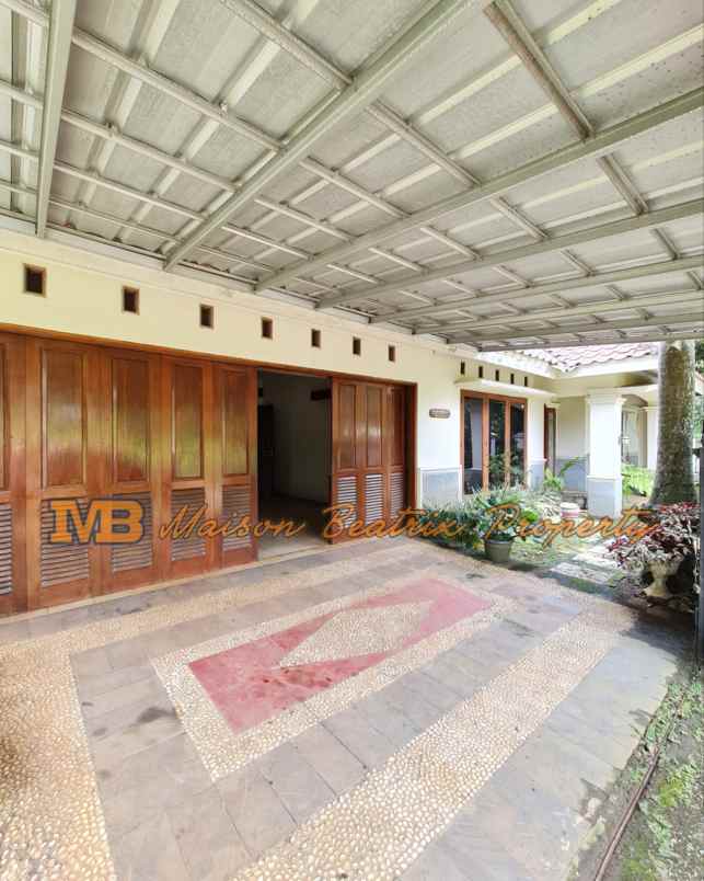 dijual rumah jl wibawa mukti jatisari