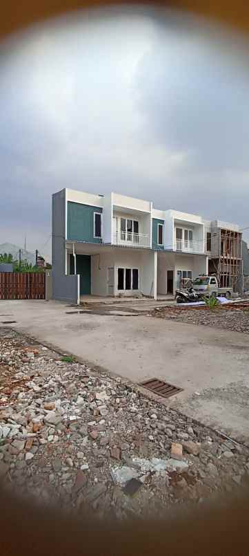 dijual rumah jln mandor hasan cipayung