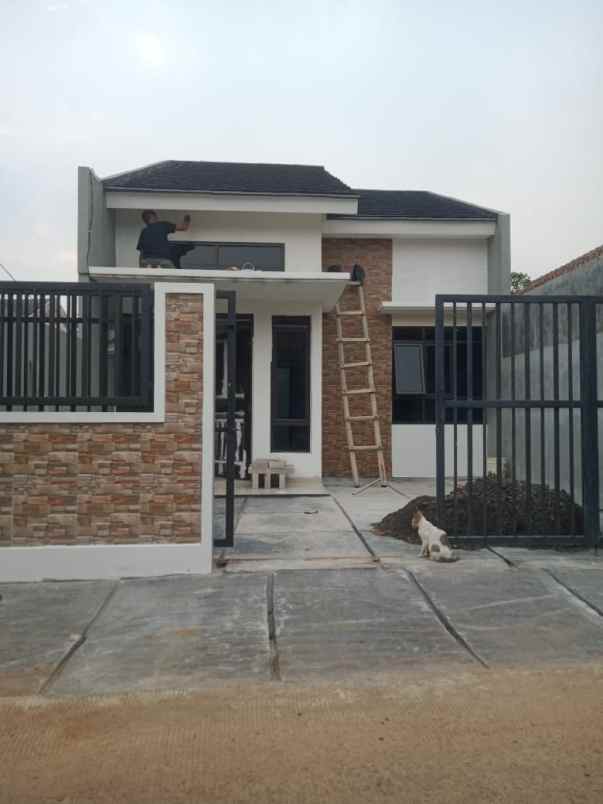 dijual rumah kalibaru cilodong depok