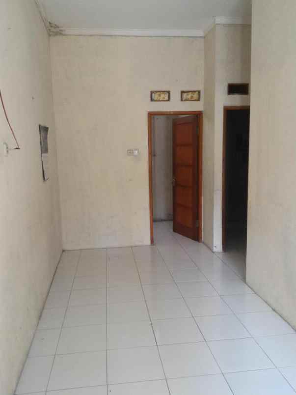 dijual rumah kalisari