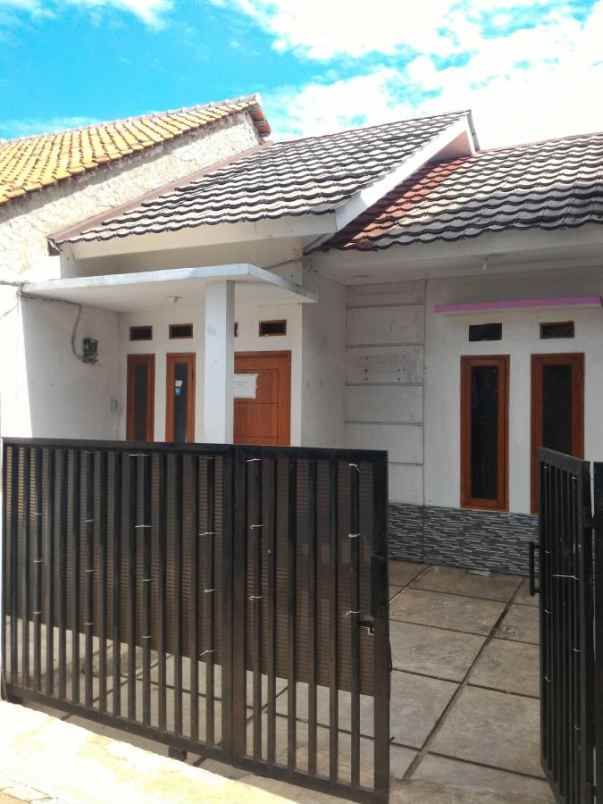 dijual rumah kalisari