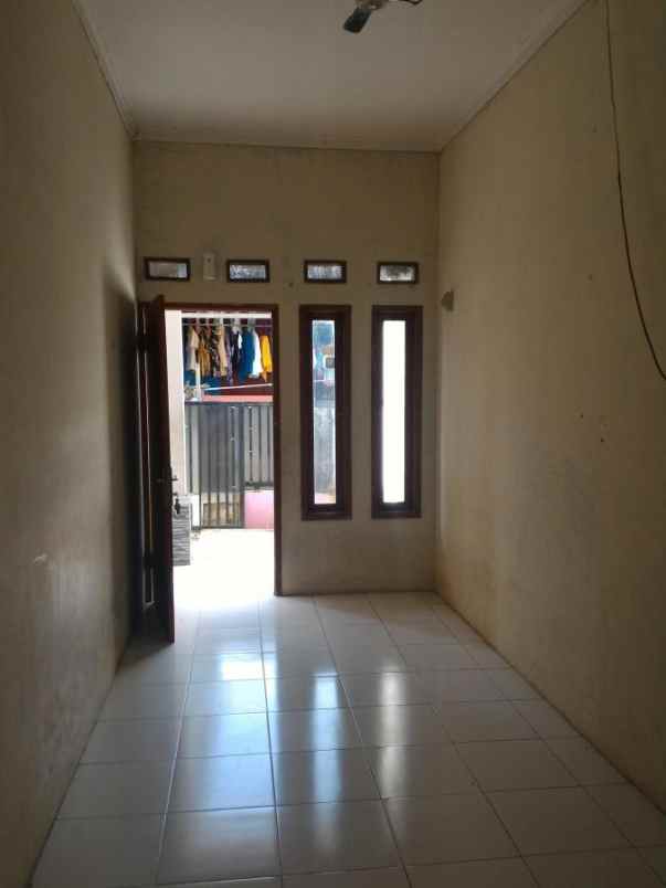 dijual rumah kalisari