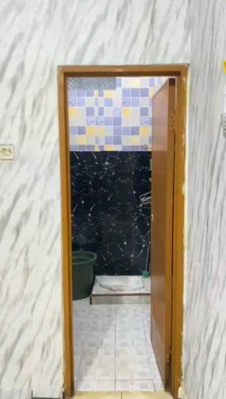 dijual rumah kampung mewah