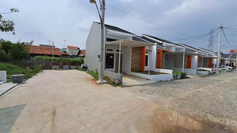 dijual rumah karang satria tambun utara