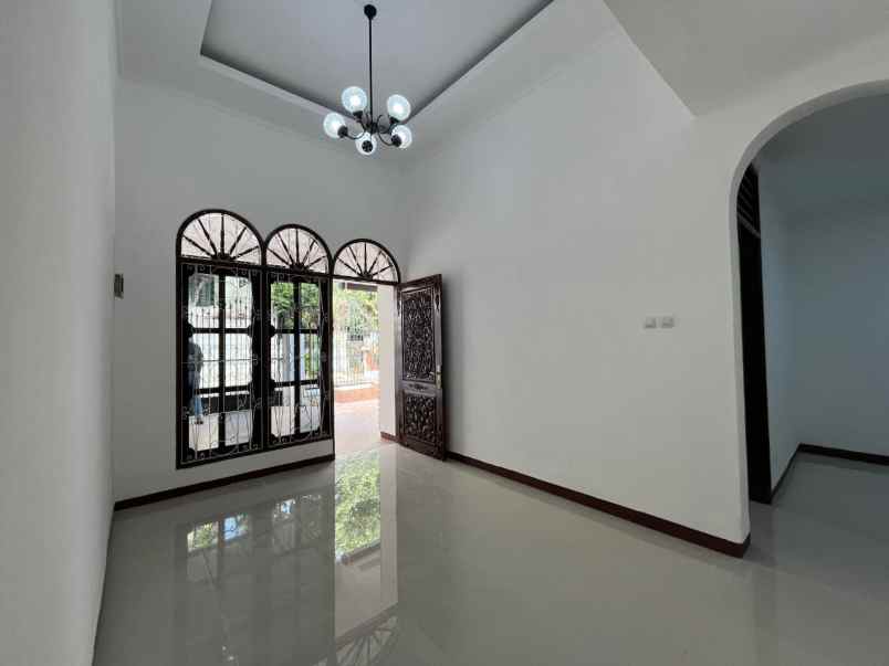 dijual rumah kavling dki