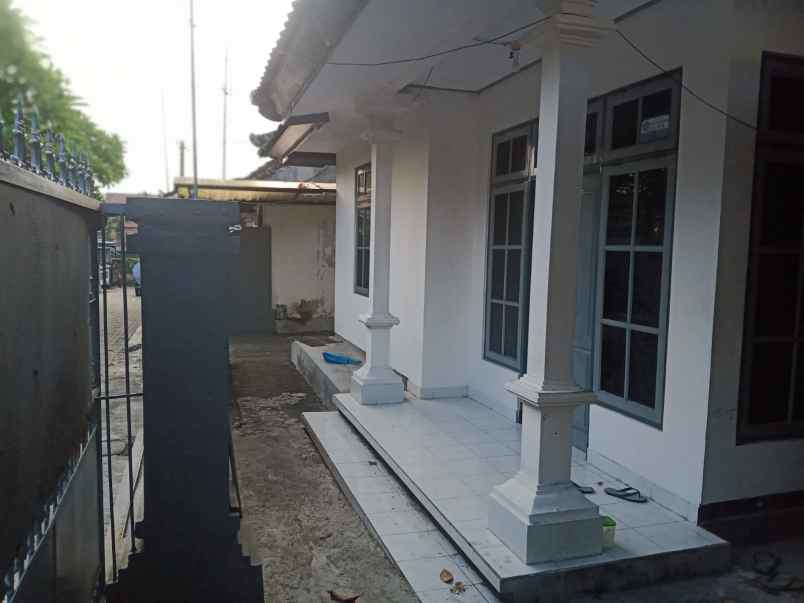 dijual rumah kebo iwa utara denpasar