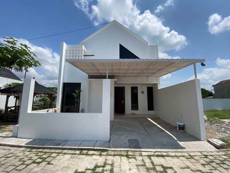 dijual rumah kebondalem lor prambanan