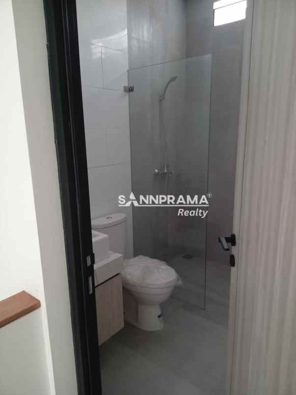 dijual rumah kedaung