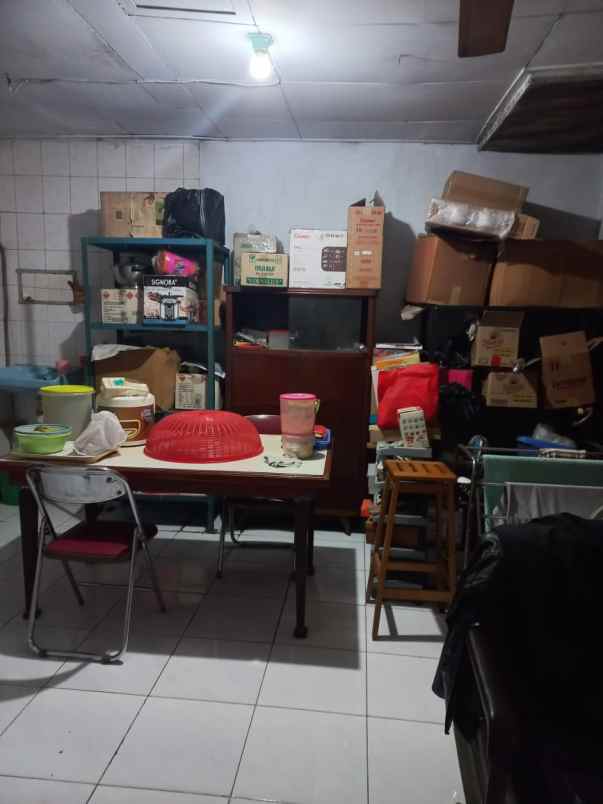 dijual rumah kelapa cengkir kelapa gading