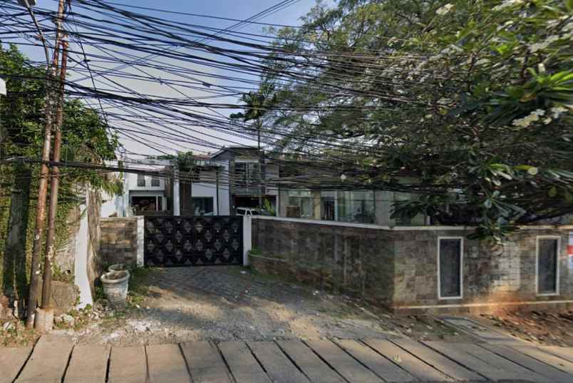 dijual rumah kemang utara mampang