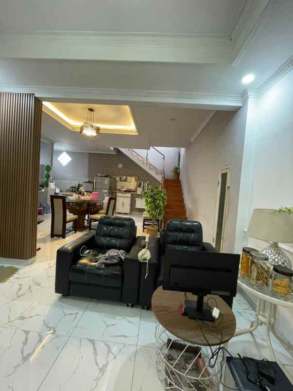 dijual rumah kembar srimahi sriwijaya